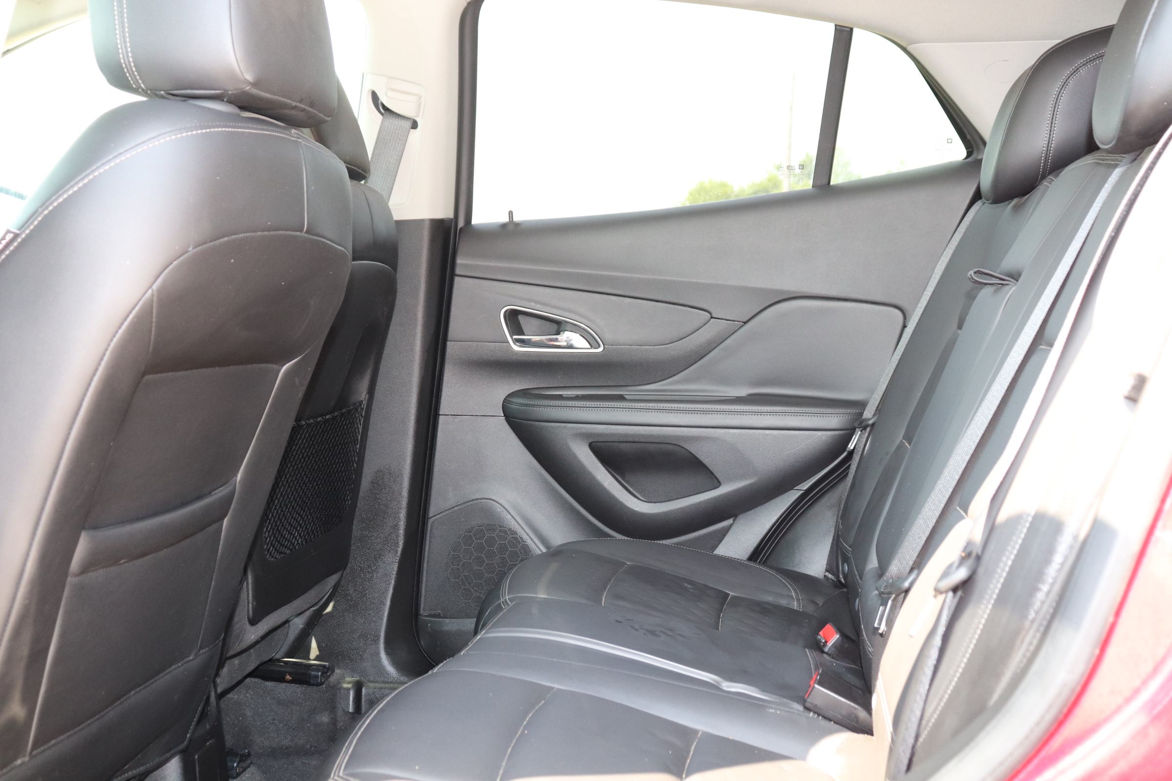 2013 Buick Encore (R)(G)(5) Leather AWD - 13