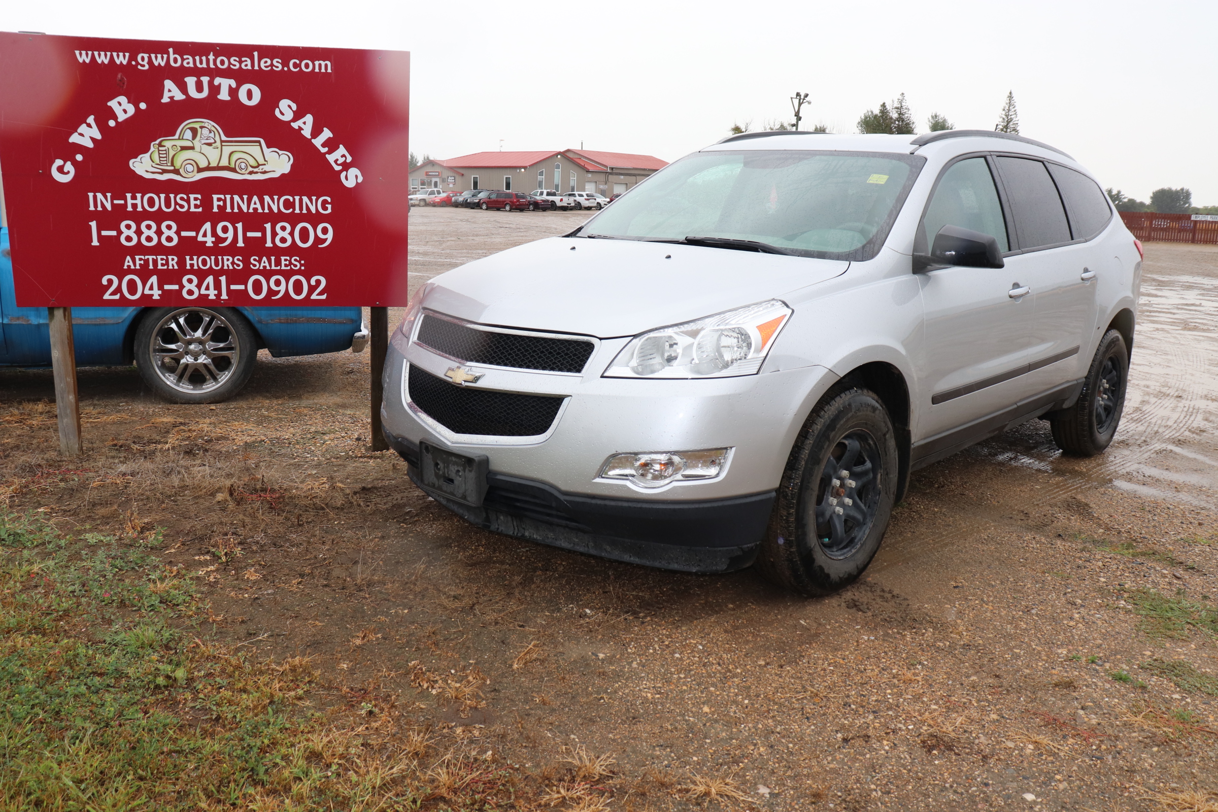 2010 Chevrolet Traverse (R)(8)(E) LS FWD