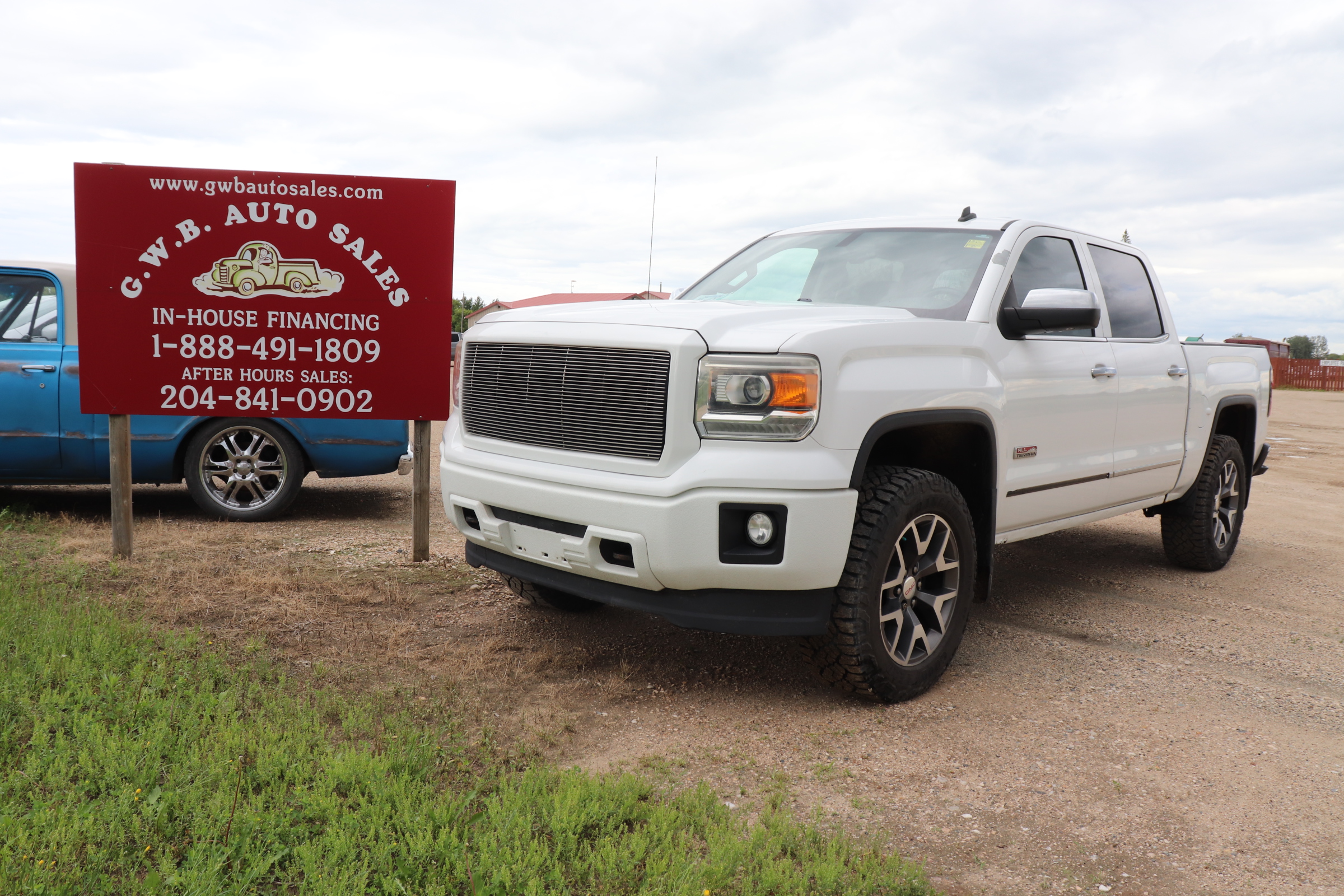 2014 GMC Sierra 1500 (R)(Q)(5) SLE Crew Cab 6.5 ft Box 4WD