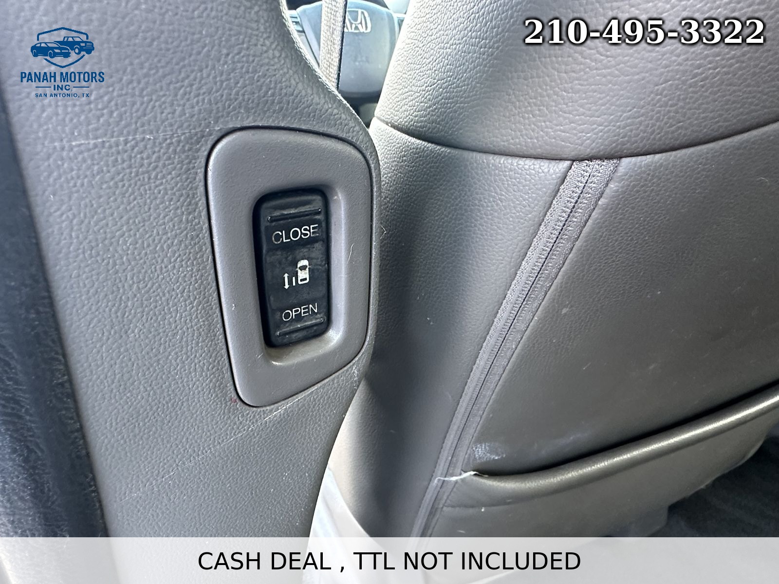 2014 Honda Odyssey 29
