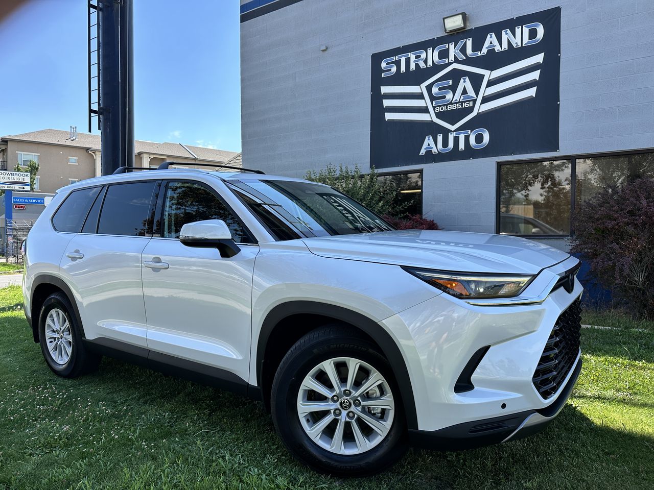 2026 Toyota Grand Highlander Hybrid XLE AWD