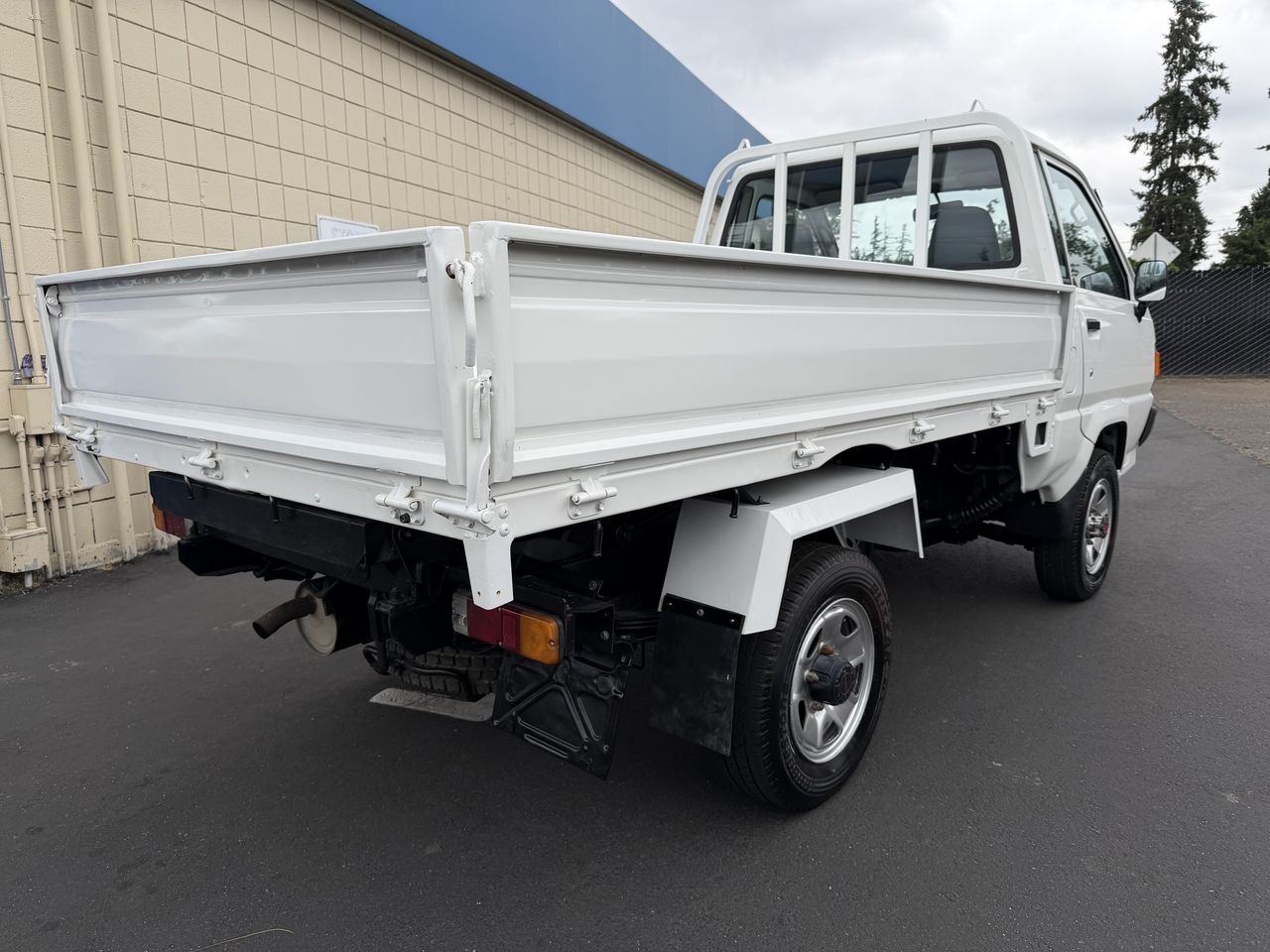 1992 Toyota LiteAce Dump 4WD, 2Hi-4Hi-4Lo, PS, AC, 5MT, 1-Ton