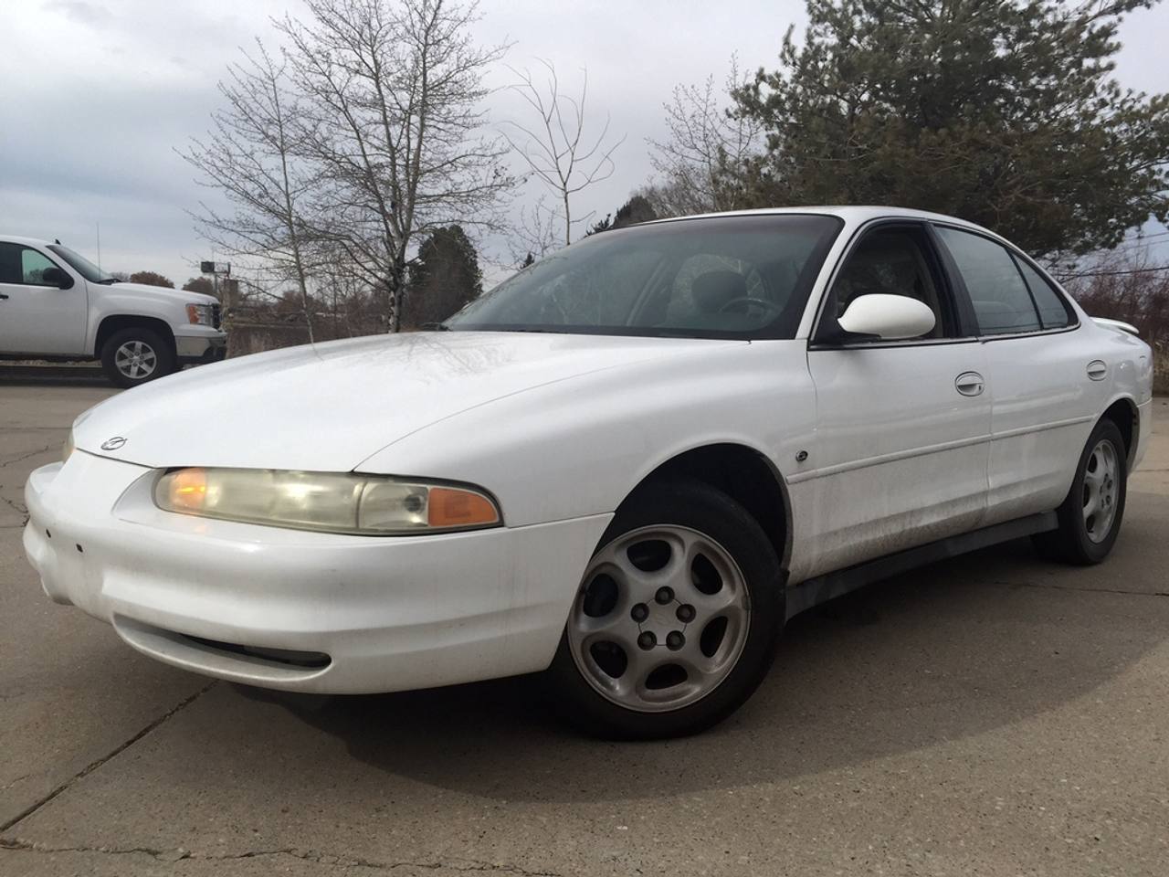1999 Oldsmobile Intrigue GL