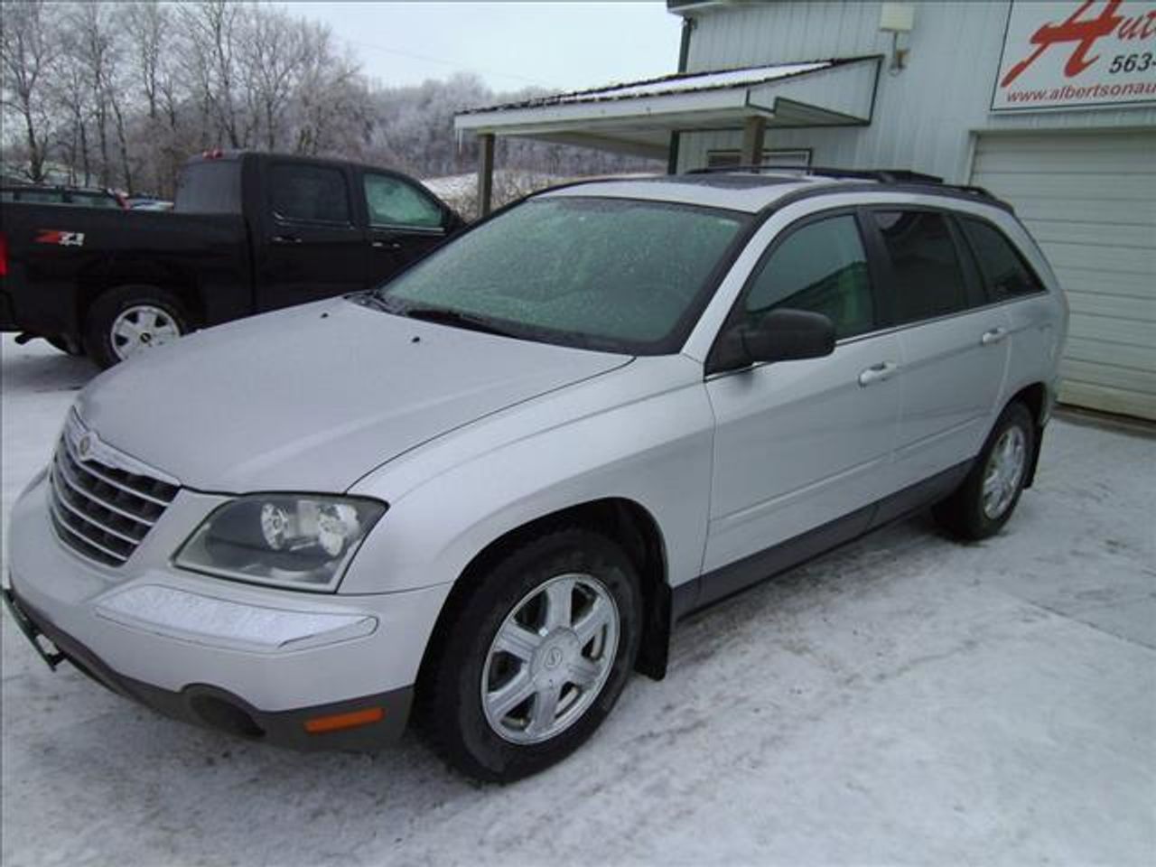 2005 Chrysler Pacifica Touring AWD