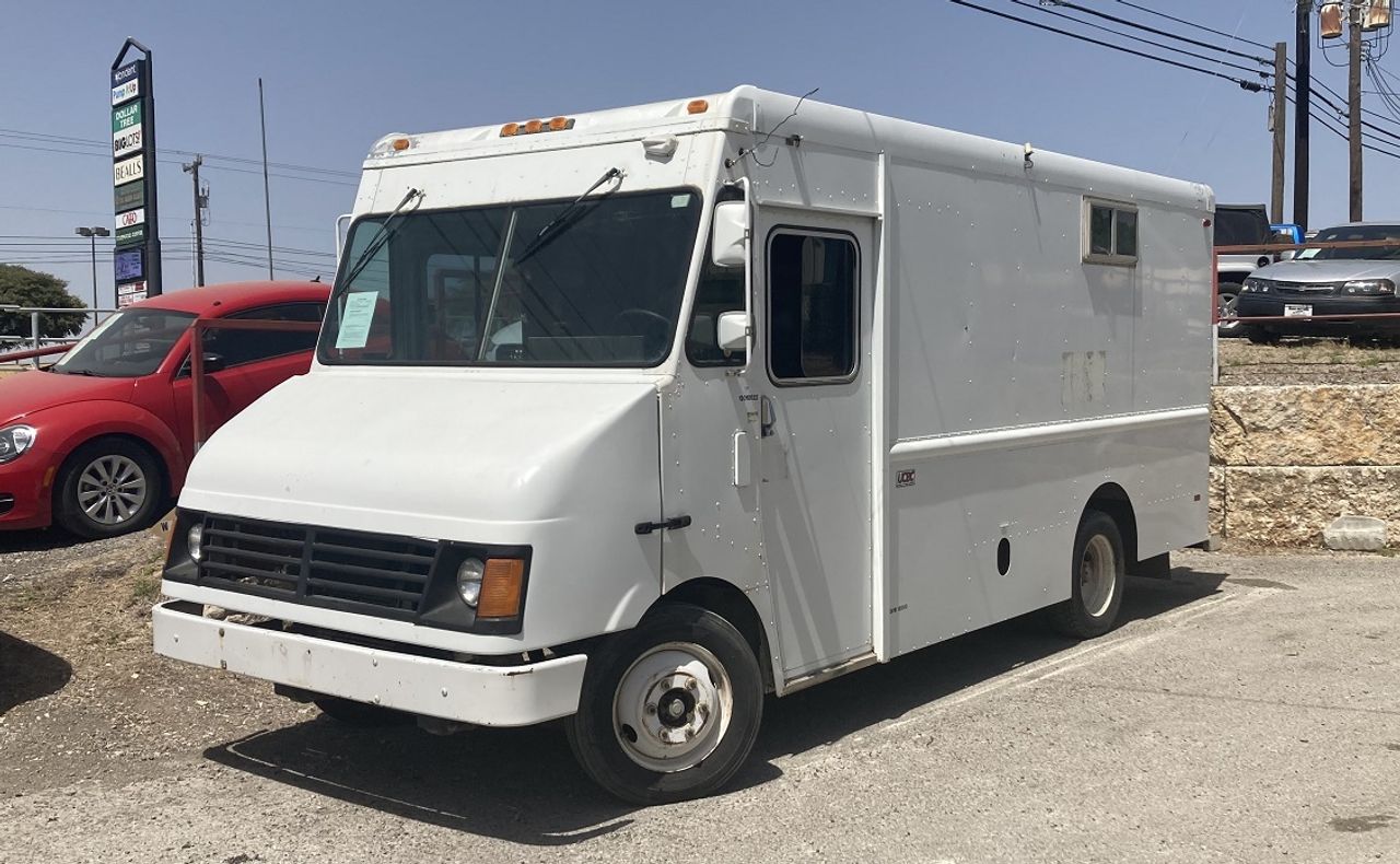 2002 Freightliner MT45