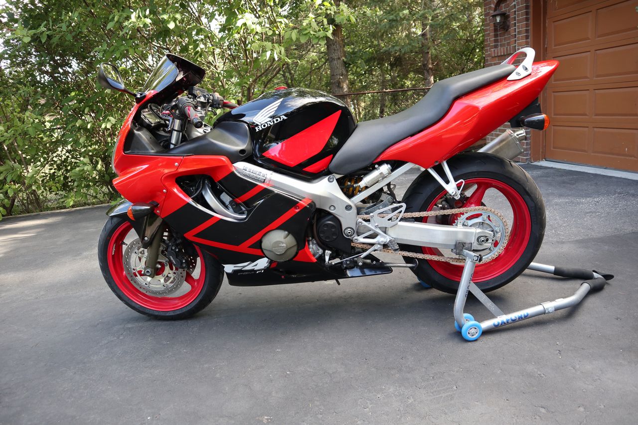 2004 Honda CBR600F4 SOLD