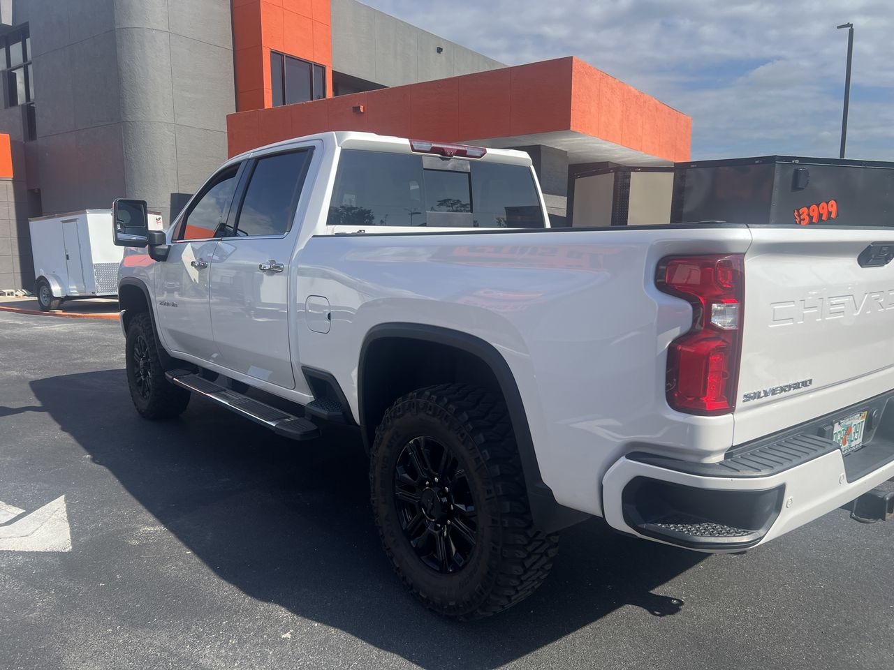 2022 Chevrolet Silverado 2500HD High Country Crew Cab 4WD image 8