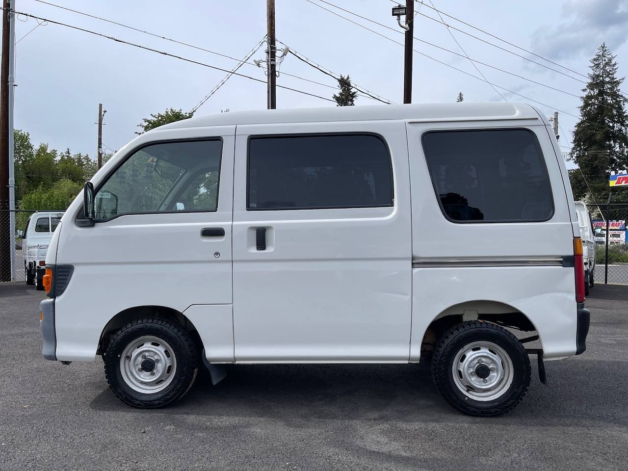 1997 Daihatsu Hi-Jet Twincam 12V RWD, PS, AC, 5MT
