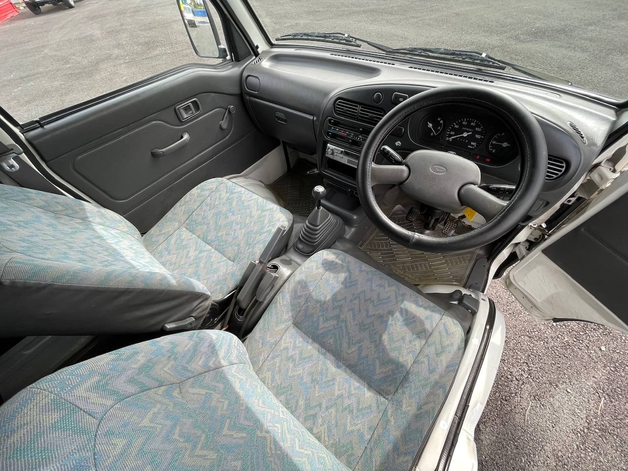 1997 Daihatsu Hi-Jet Twincam 12V RWD, PS, AC, 5MT
