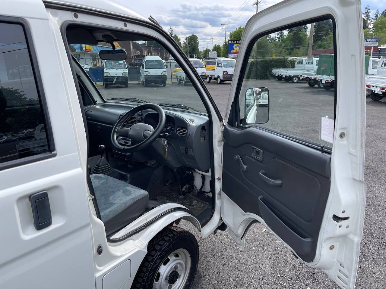 1997 Daihatsu Hi-Jet Twincam 12V RWD, PS, AC, 5MT