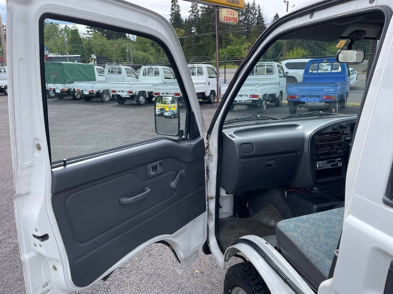 1997 Daihatsu Hi-Jet Twincam 12V RWD, PS, AC, 5MT