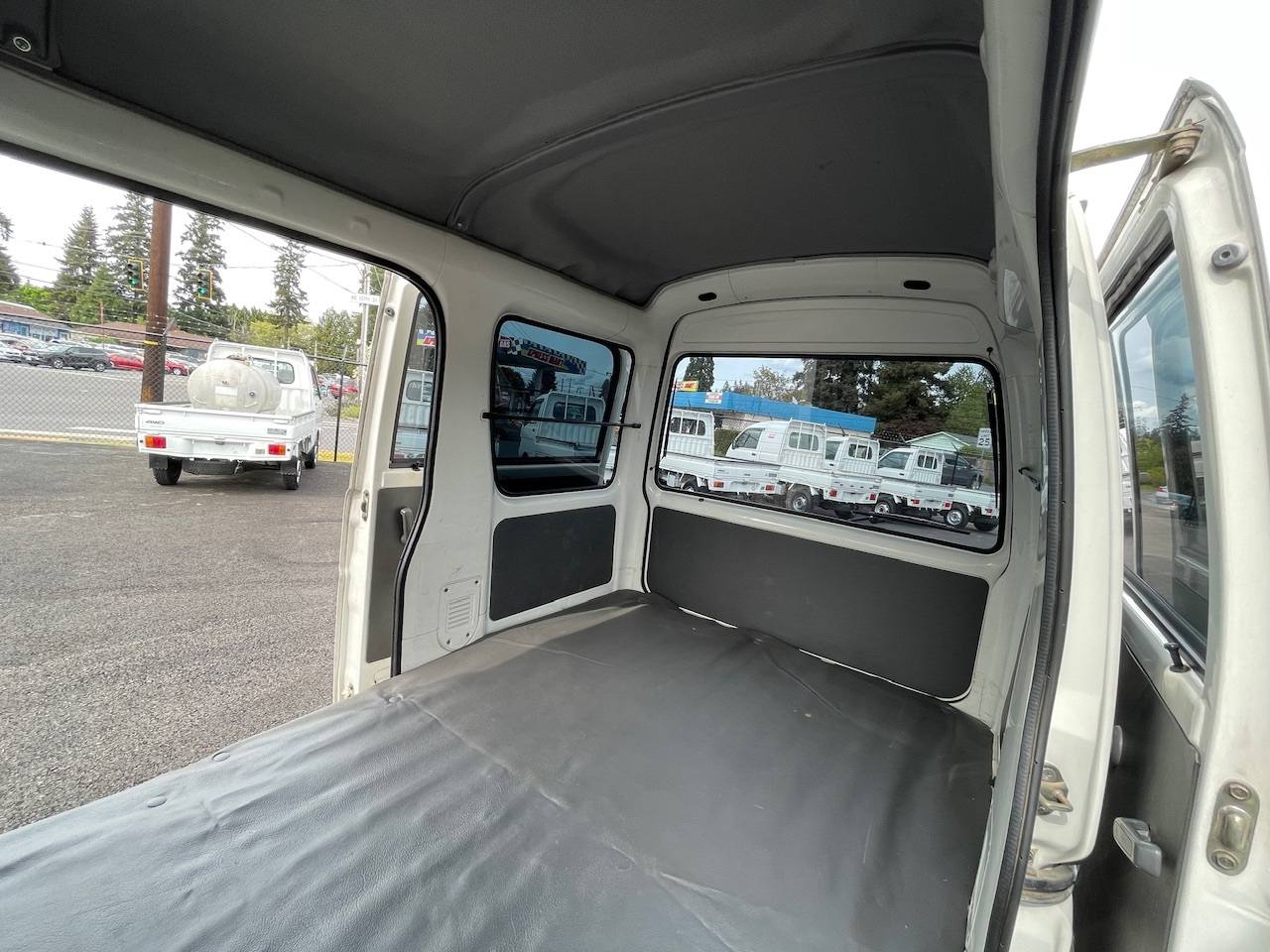 1997 Daihatsu Hi-Jet Twincam 12V RWD, PS, AC, 5MT