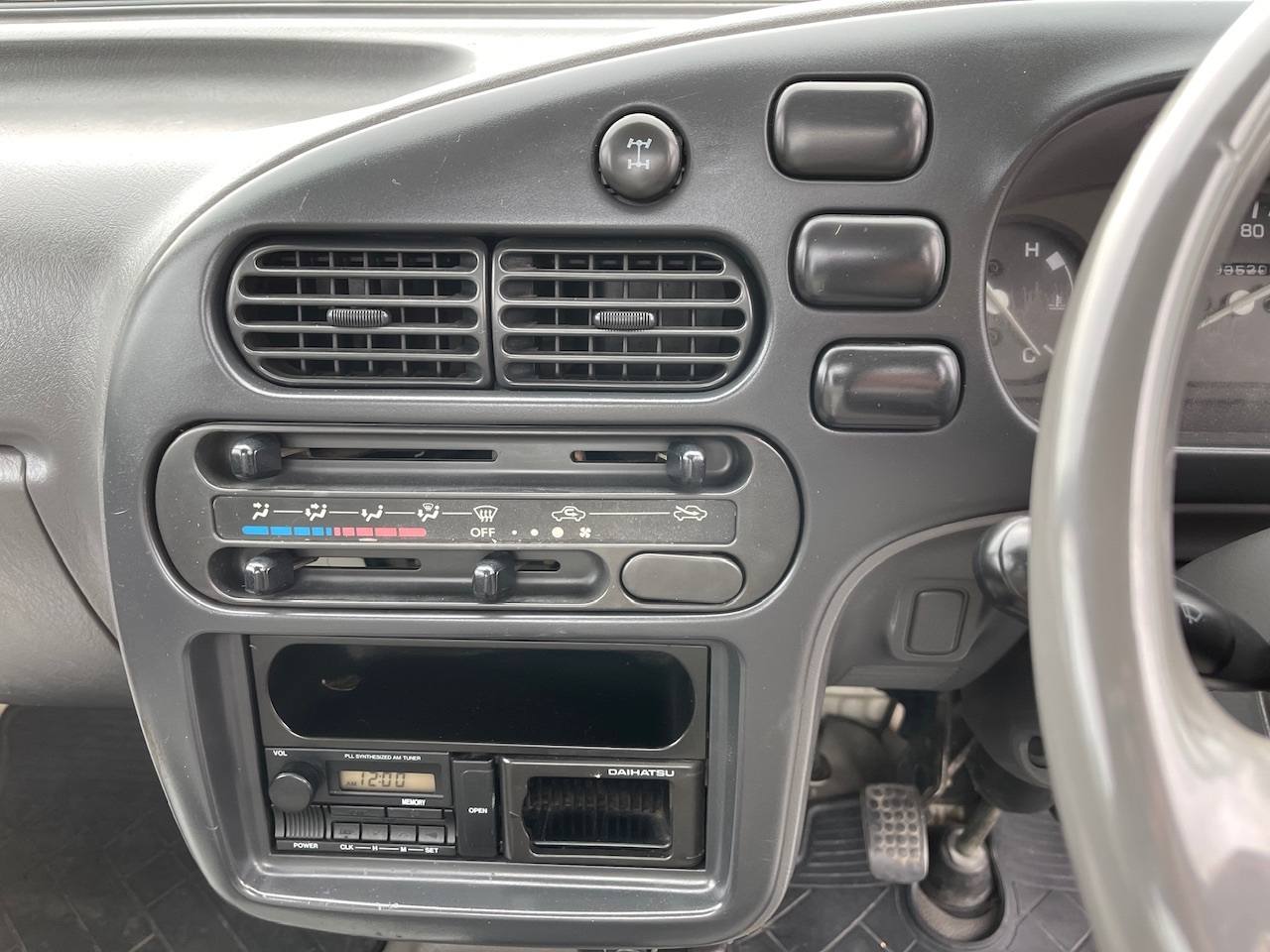 1998 Daihatsu Hi-Jet Drum 4WD, 2Hi-4Hi, 5MT, Clean