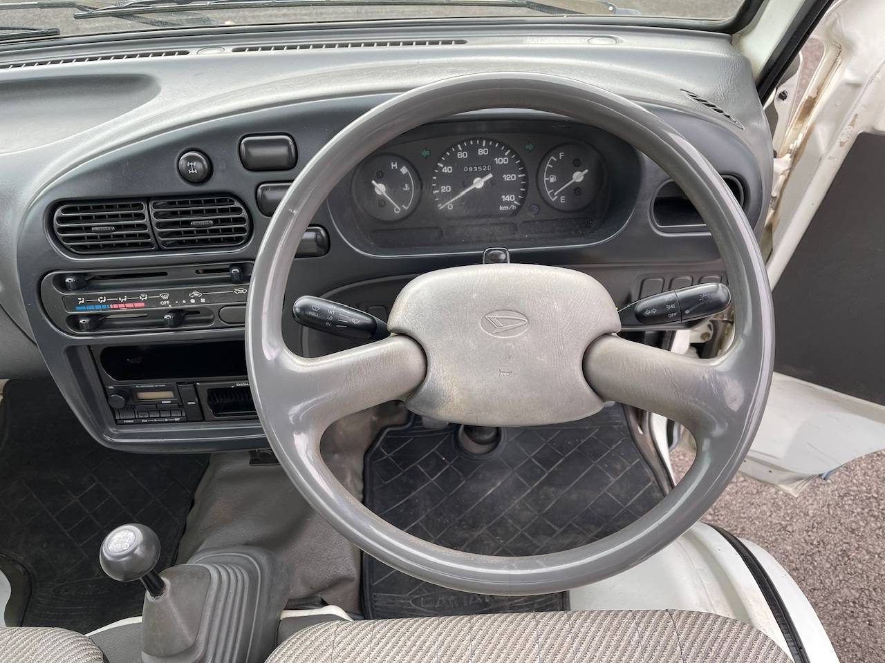 1998 Daihatsu Hi-Jet Drum 4WD, 2Hi-4Hi, 5MT, Clean
