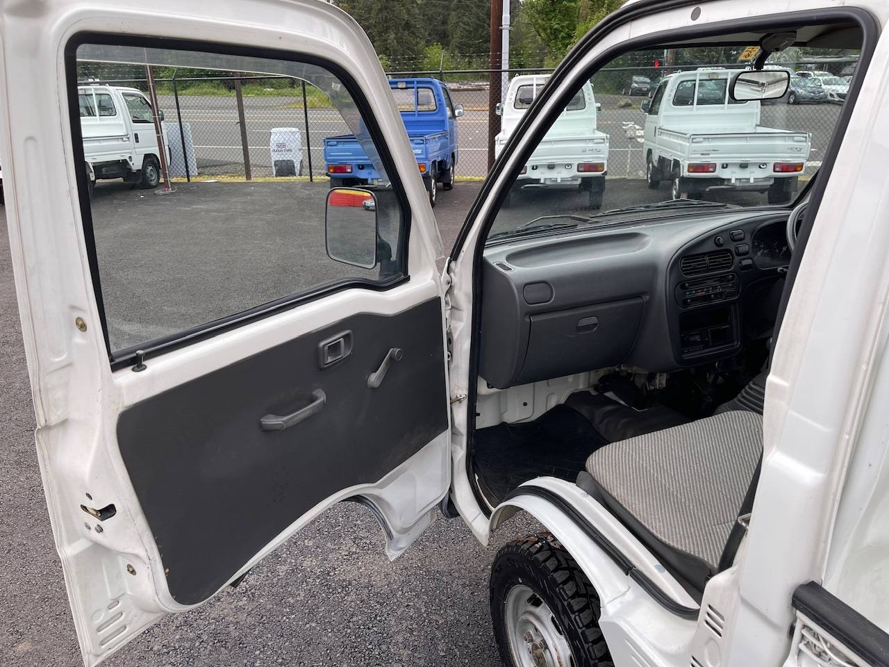 1998 Daihatsu Hi-Jet Drum 4WD, 2Hi-4Hi, 5MT, Clean