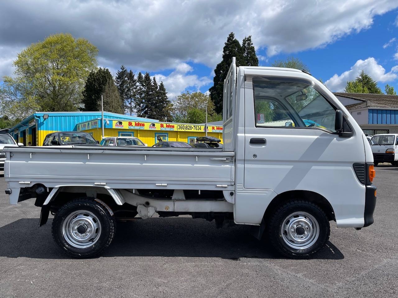 1996 Daihatsu Hi-Jet 4WD, 2Hi-4Hi, 5MT, Like New!