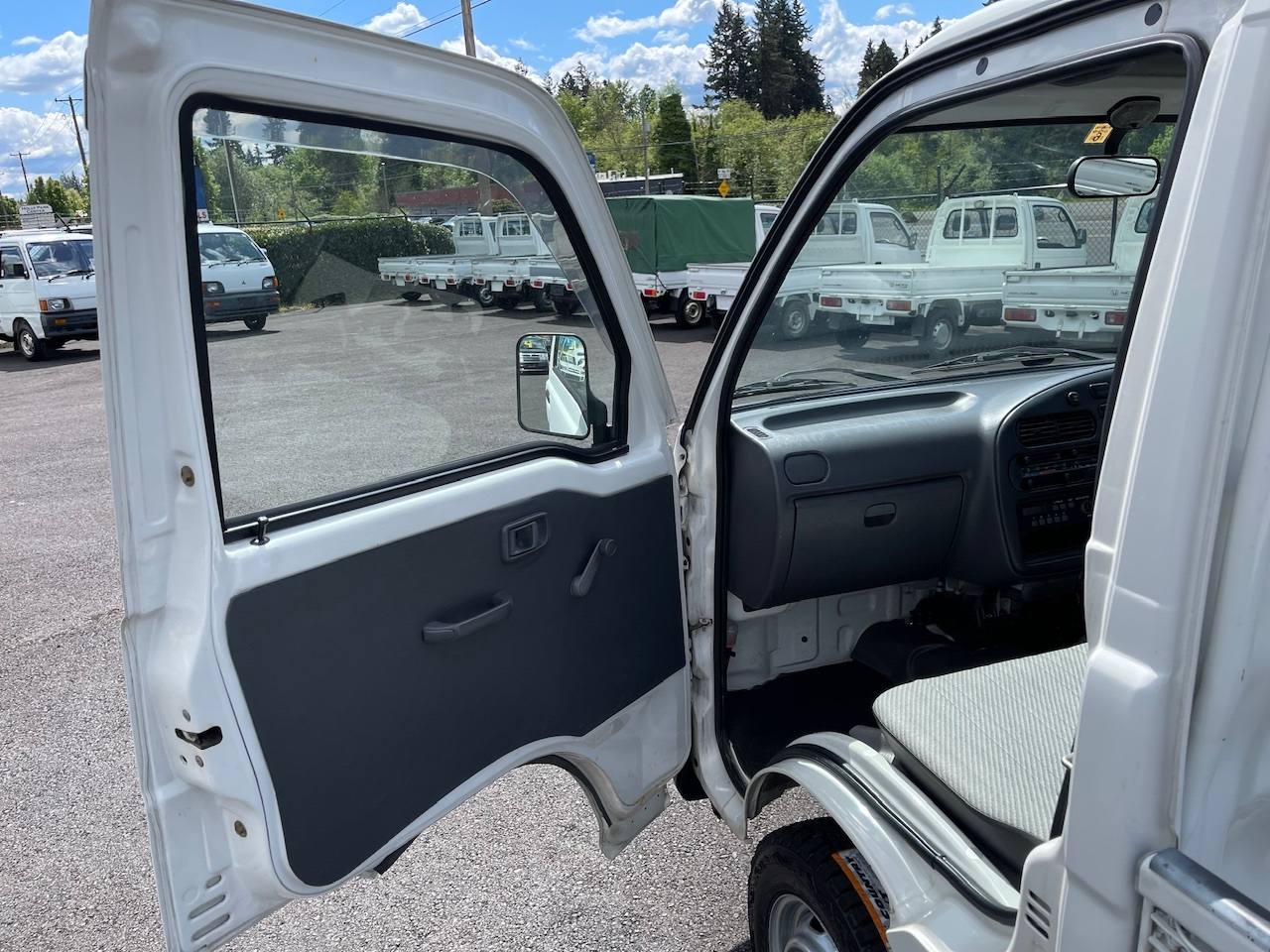 1996 Daihatsu Hi-Jet 4WD, 2Hi-4Hi, 5MT, Like New!