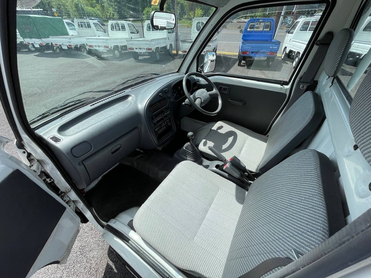 1996 Daihatsu Hi-Jet 4WD, 2Hi-4Hi, 5MT, Like New!