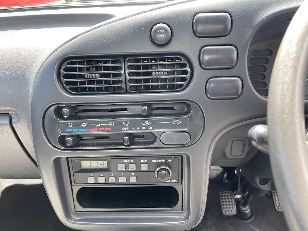 1997 Daihatsu Hi-Jet 4WD, 2Hi-4Hi, 5MT, Like New