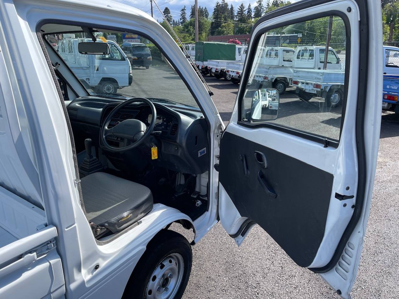 1996 Suzuki Carry 4WD, Axle Lock, 2Hi-4Hi, EL Gear, 5MT, AC