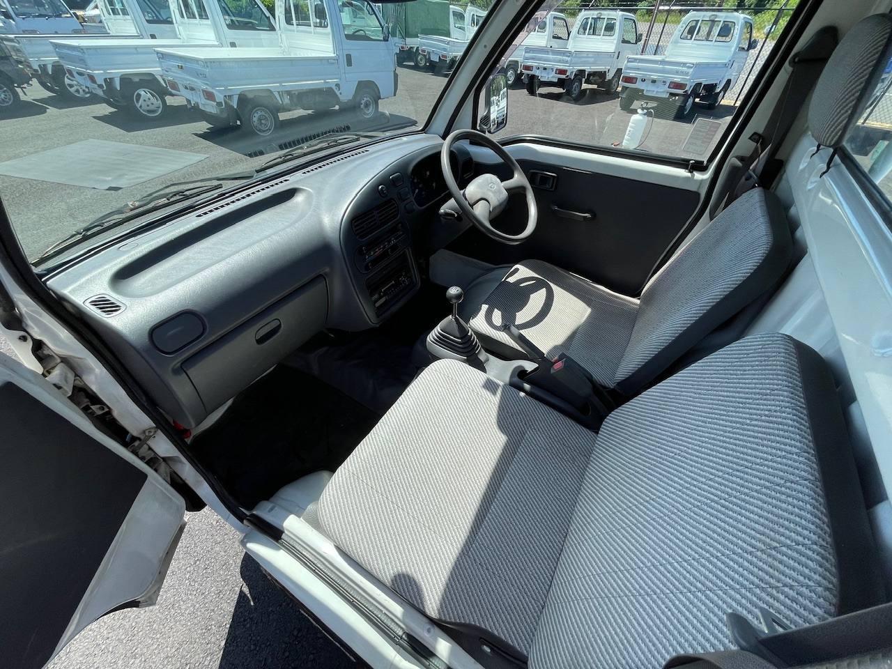 1996 Daihatsu Hi-Jet 4WD, 2Hi-4Hi, 5MT, Great Value