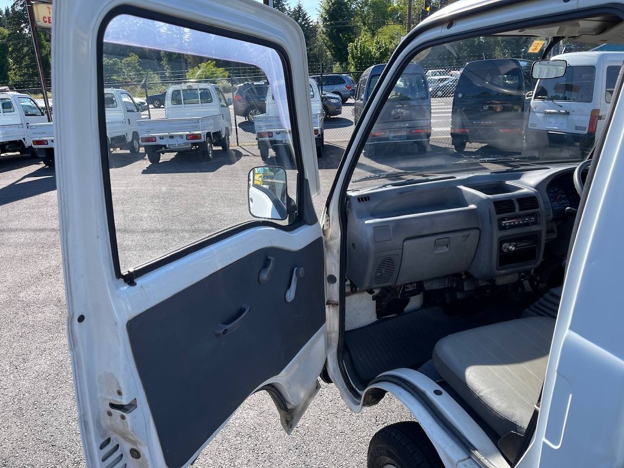 1995 Subaru Sambar 4WD, 2Hi-4Hi, Extra Low Gear, 5MT