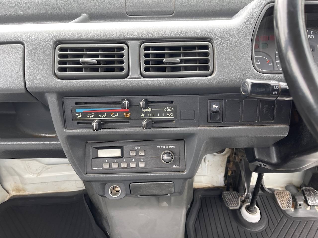 1995 Honda Acty Super Delux RealTime 4WD, Mid-Engine, 5MT