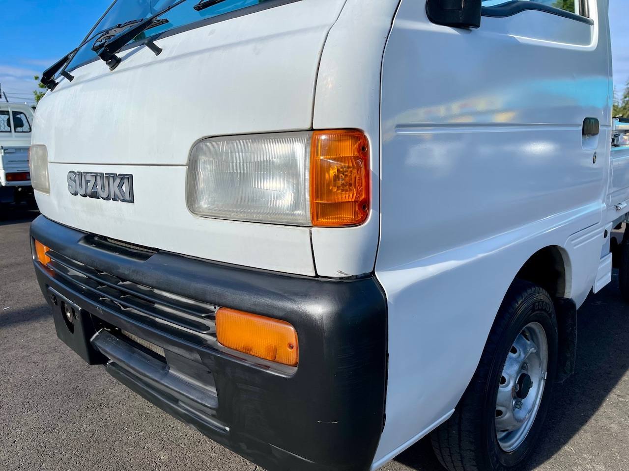 1997 Suzuki Carry 4WD, Axle Lock, 2Hi-4Hi-4Lo, 4MT, Like New!