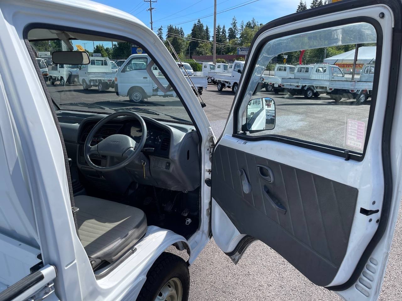 1998 Suzuki Carry 4WD, Axle Lock, 2Hi-4Hi, Extra Low Gear, 5MT, Clean
