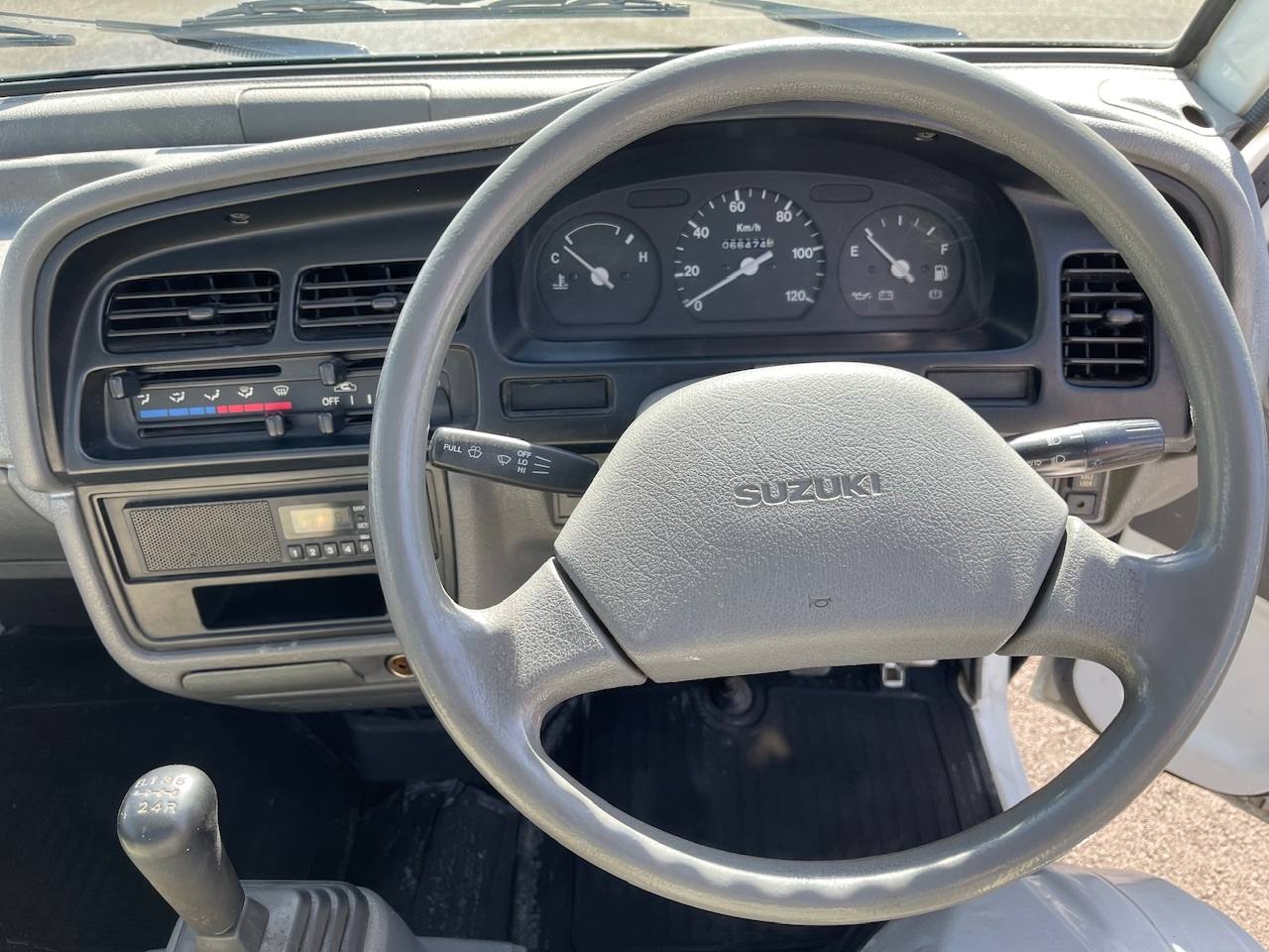 1998 Suzuki Carry 4WD, Axle Lock, 2Hi-4Hi, Extra Low Gear, 5MT, Clean