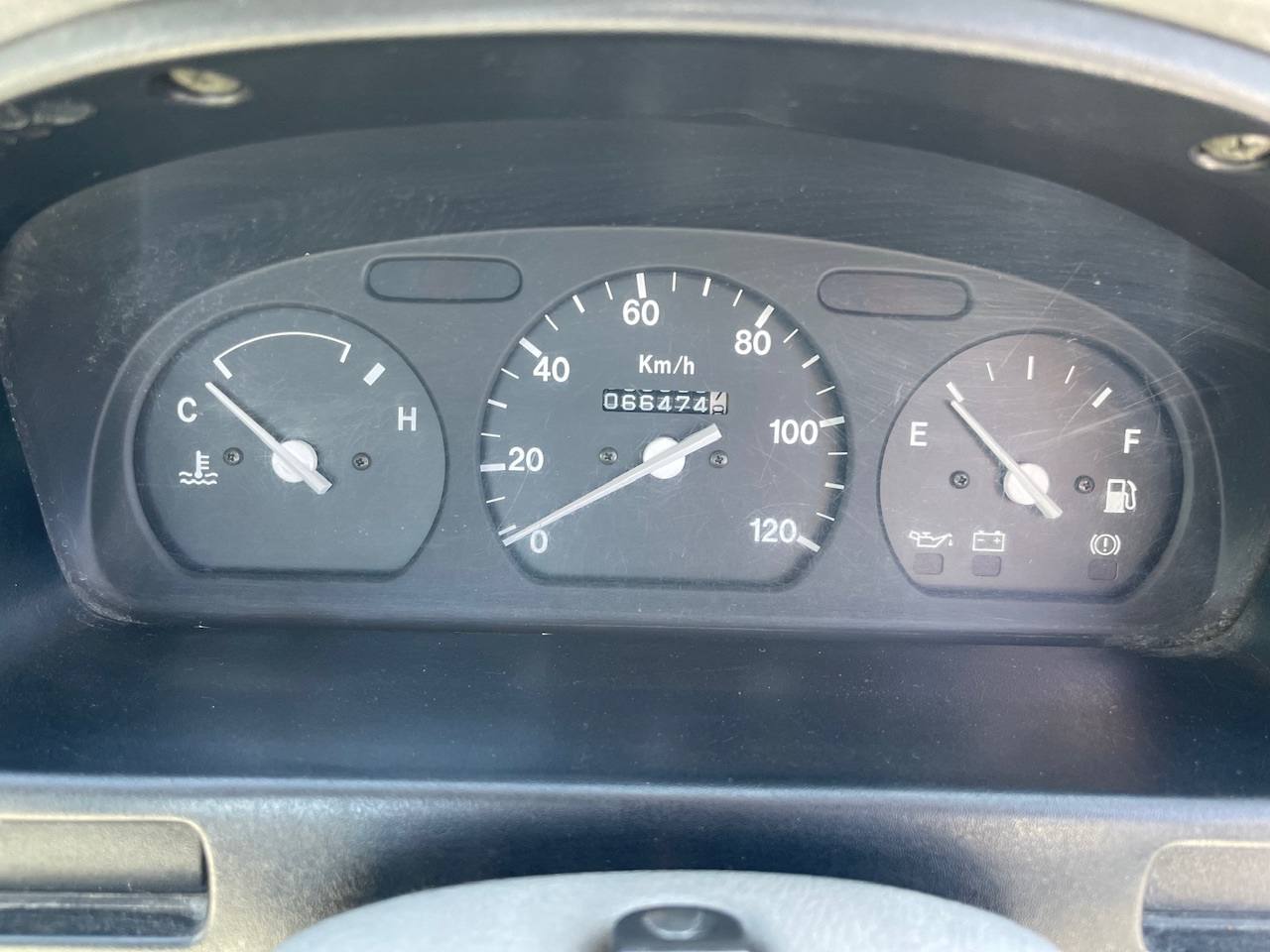 1998 Suzuki Carry 4WD, Axle Lock, 2Hi-4Hi, Extra Low Gear, 5MT, Clean