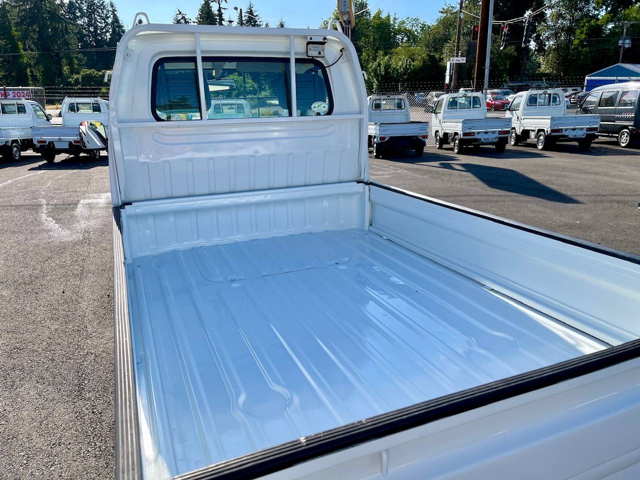 1998 Suzuki Carry 4WD, Axle Lock, 2Hi-4Hi, EL Gear, 5MT, Like New!
