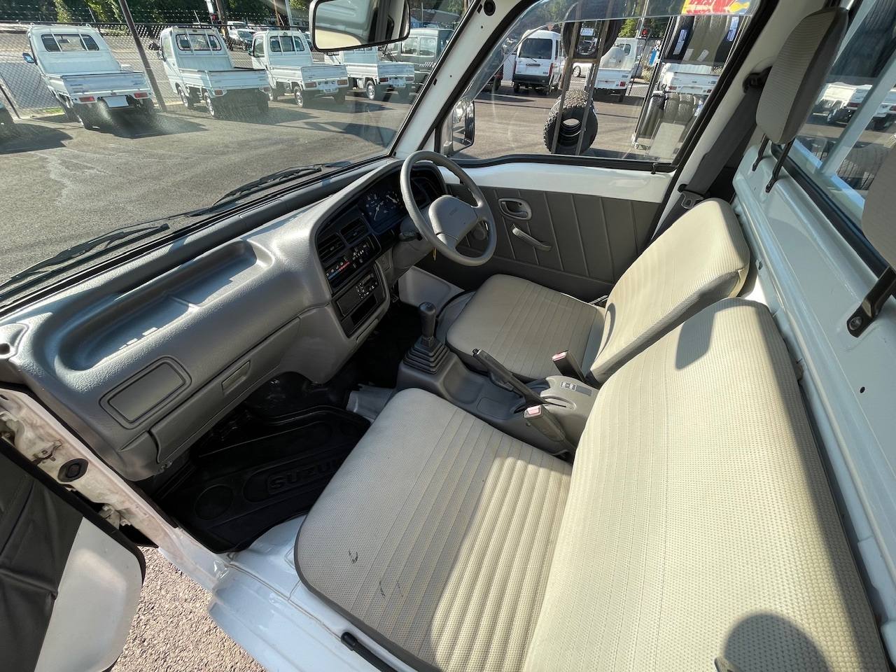1998 Suzuki Carry 4WD, Axle Lock, 2Hi-4Hi, EL Gear, 5MT, Like New!