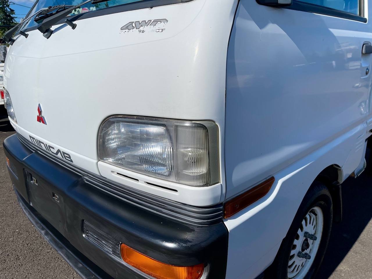 1997 Mitsubishi Minicab VX Special Edition 4WD, 2Hi-4Hi-4Lo, 5MT, PS