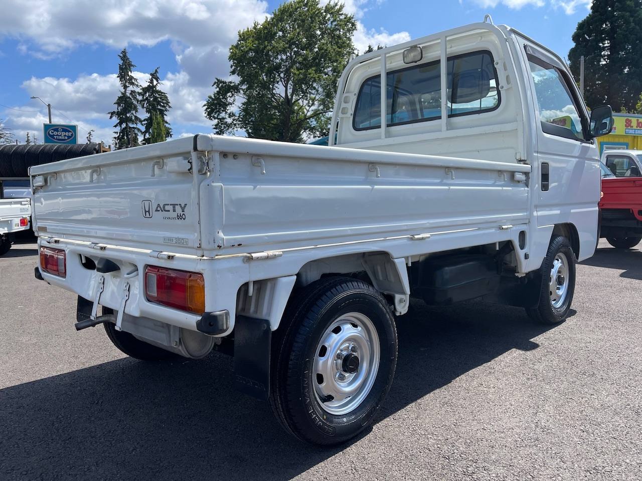 1998 Honda Acty Super Delux 2WD, Mid-Engine, 5MT