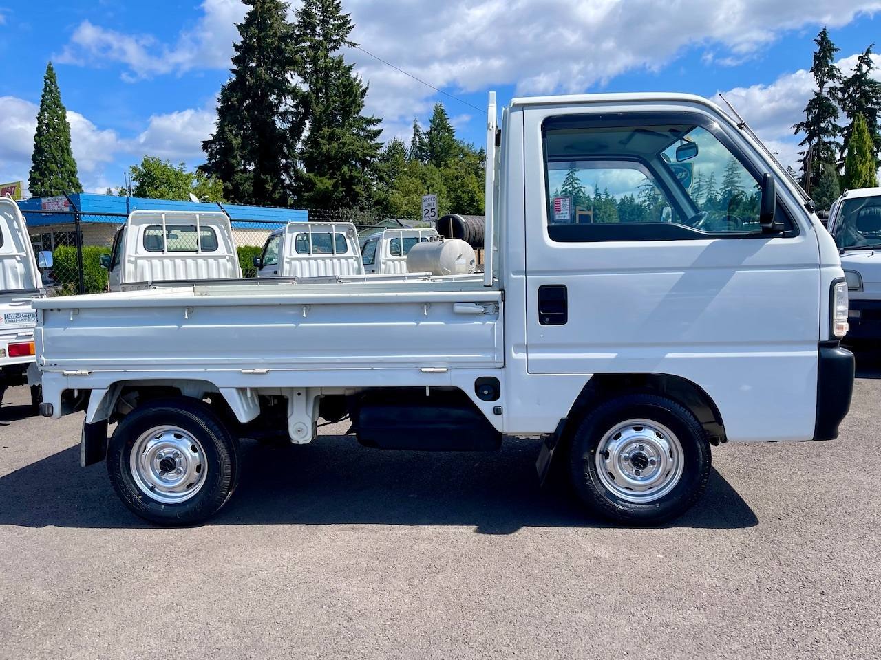 1998 Honda Acty Super Delux 2WD, Mid-Engine, 5MT