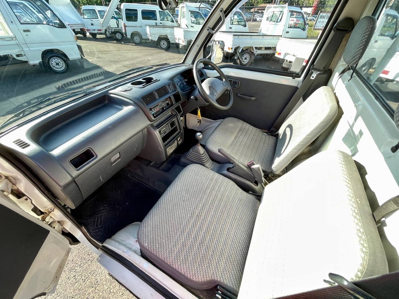 1999 Daihatsu Hi-Jet EFI DLI 4WD, 2Hi-4Hi, 5MT, Next Gen!