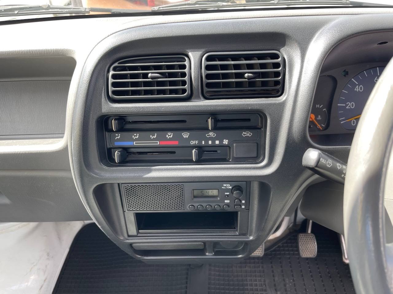 1999 Suzuki Carry Carb 2WD, 5MT, Next Generation