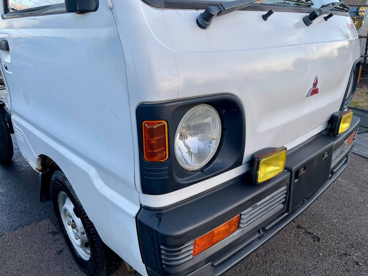 1991 Mitsubishi Minicab SD Dump 4WD, 2Hi-4Hi-4Lo, 4MT, AC, LSD