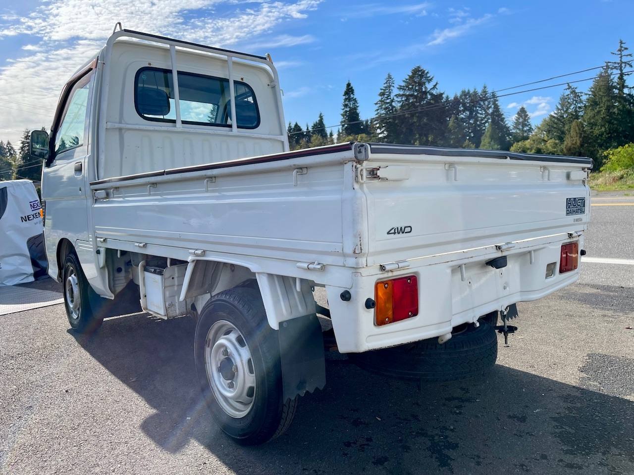 1997 Daihatsu Hi-Jet 4WD, 2Hi-4Hi-4Lo, 5MT, AC