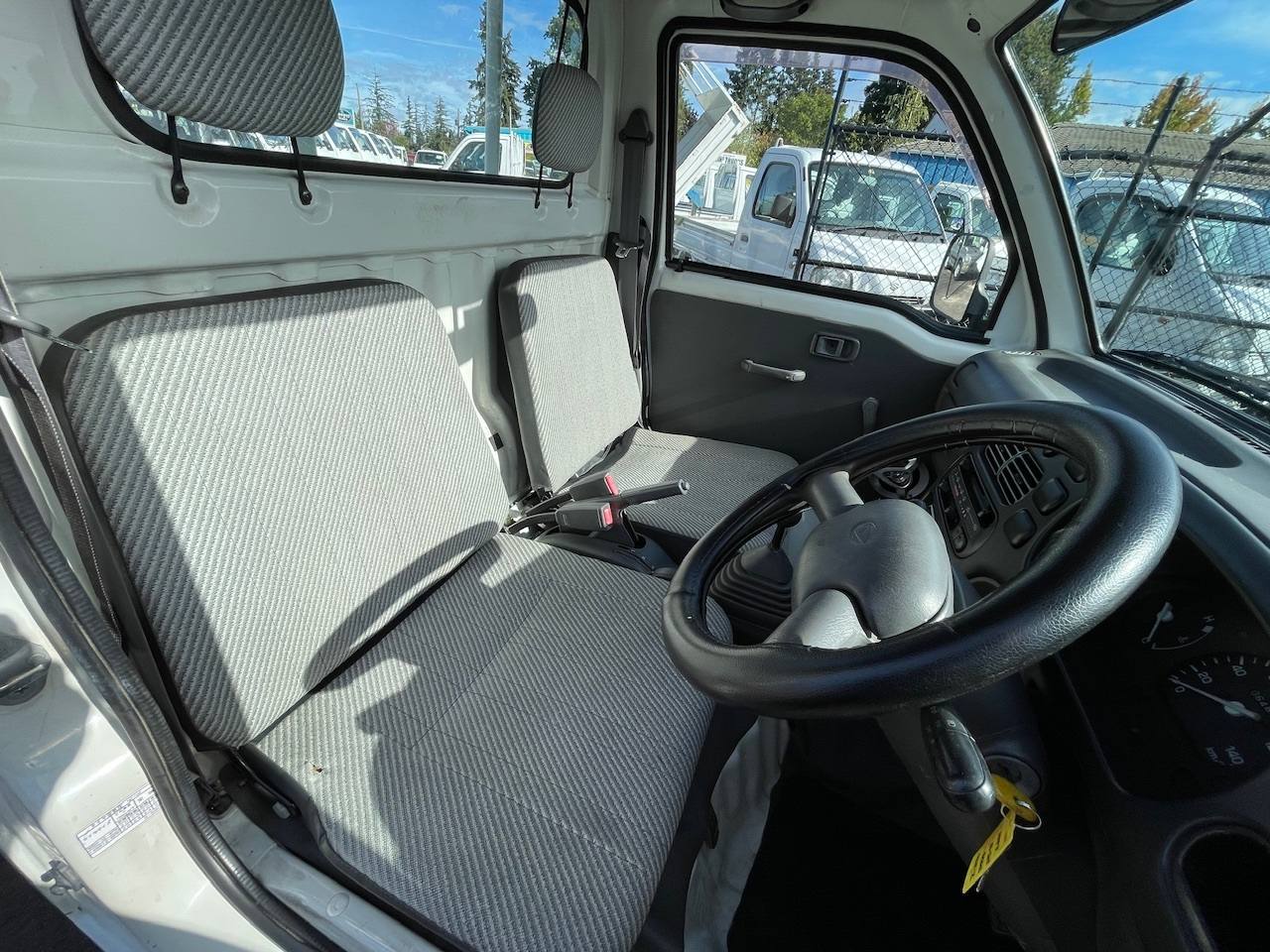 1997 Daihatsu Hi-Jet 4WD, 2Hi-4Hi-4Lo, 5MT, AC