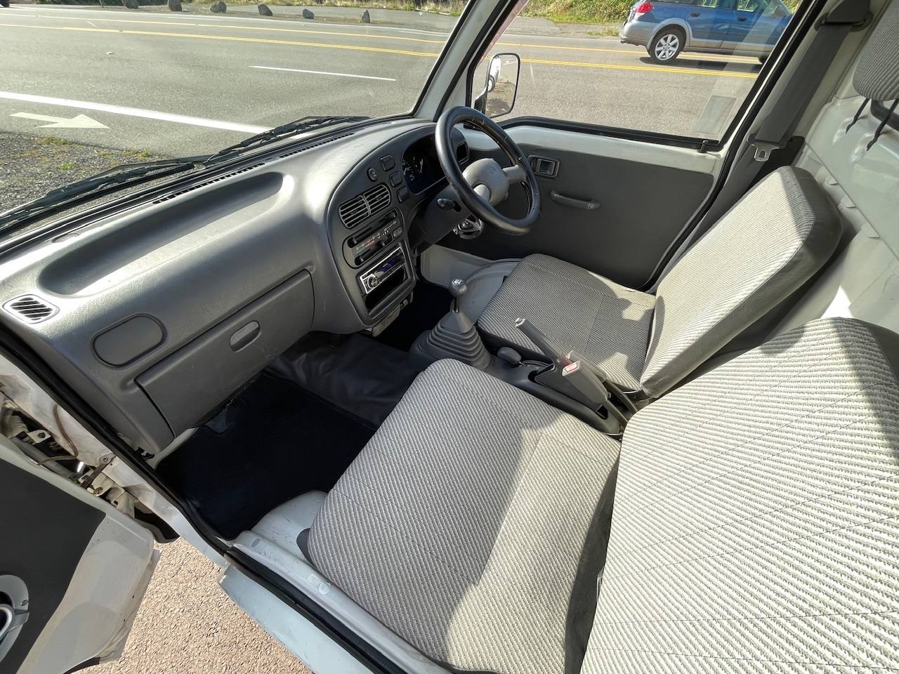 1997 Daihatsu Hi-Jet 4WD, 2Hi-4Hi-4Lo, 5MT, AC