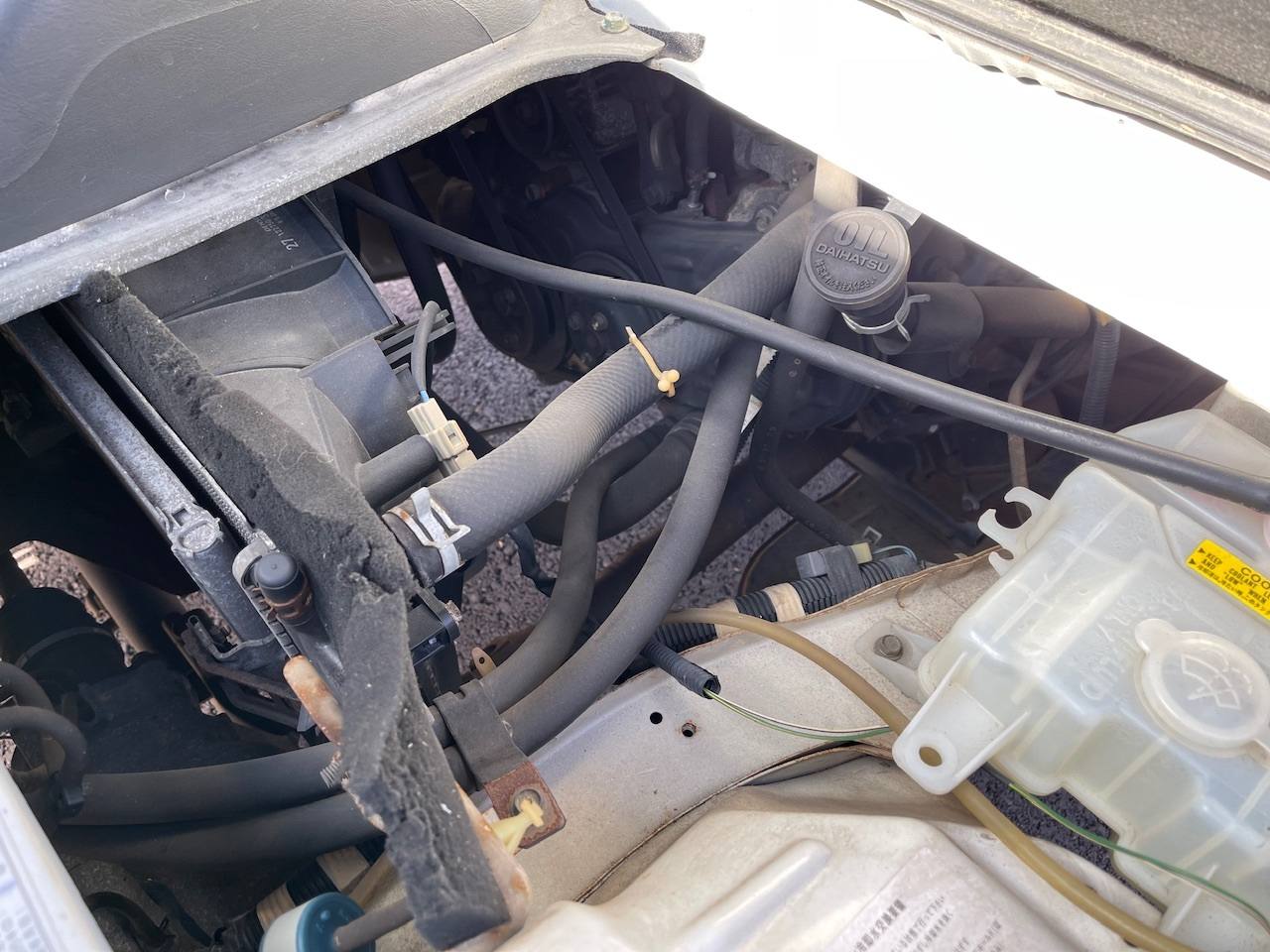 1997 Daihatsu Hi-Jet 4WD, 2Hi-4Hi-4Lo, 5MT, AC