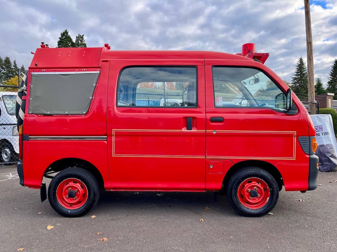 1998 Daihatsu Hi-Jet Fire Deck Van Twincam 12V 4WD, 2Hi-4H, 5MT, Rare!
