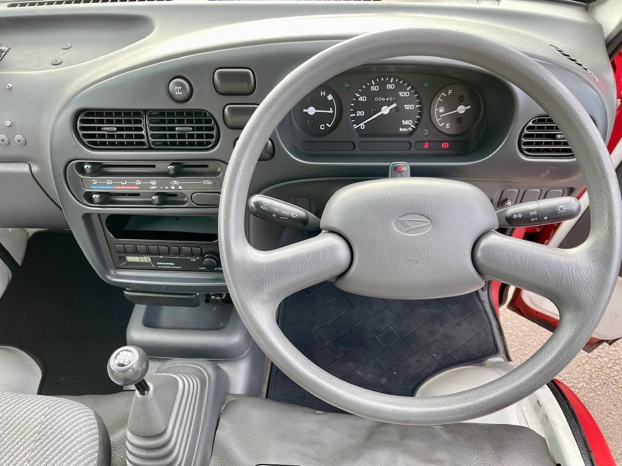 1998 Daihatsu Hi-Jet Fire Deck Van Twincam 12V 4WD, 2Hi-4H, 5MT, Rare!