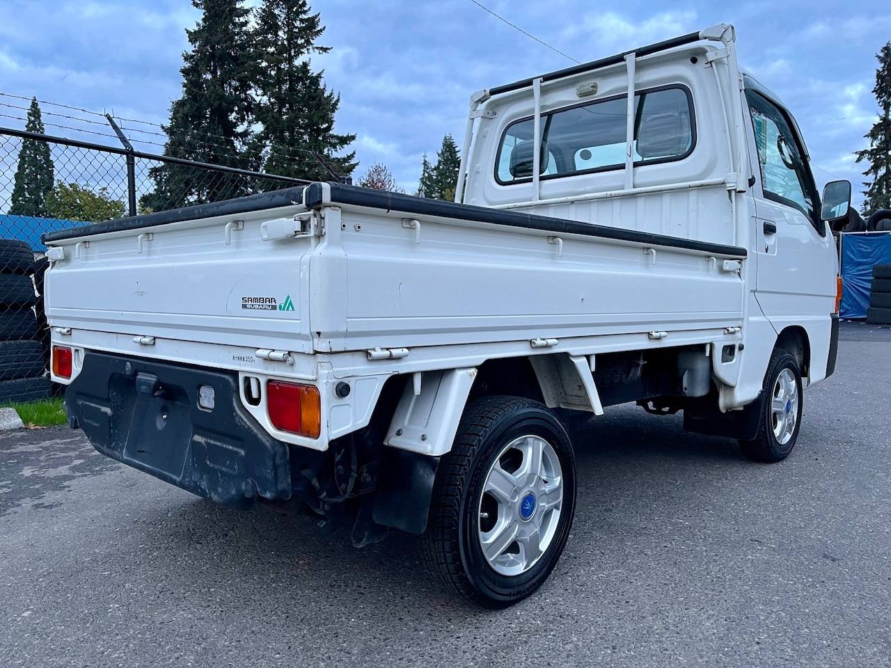 1999 Subaru Sambar EFI TC Limited 2WD, PS, 5MT, AirBag, Next Gen