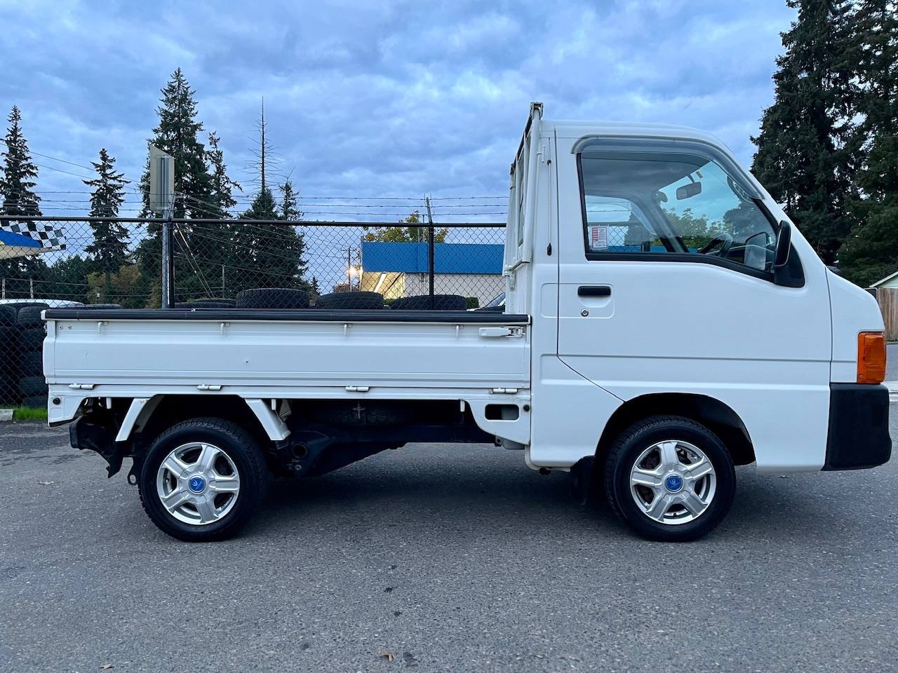 1999 Subaru Sambar EFI TC Limited 2WD, PS, 5MT, AirBag, Next Gen