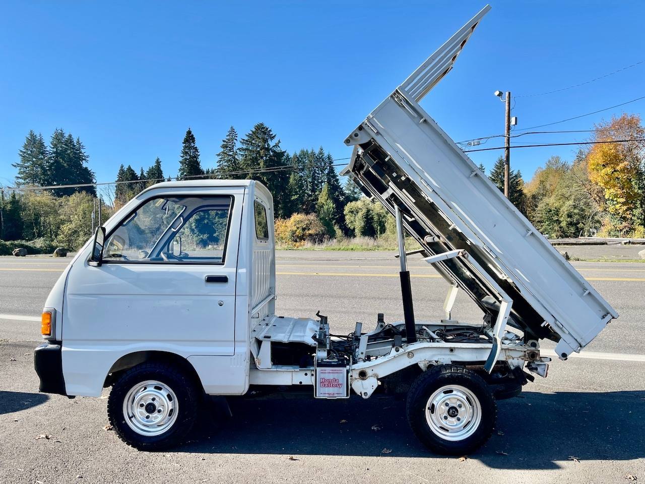 1992 Daihatsu Hi-Jet Scissor Dump 4WD, 2Hi-4Hi-4Lo, 4MT, DiffLock