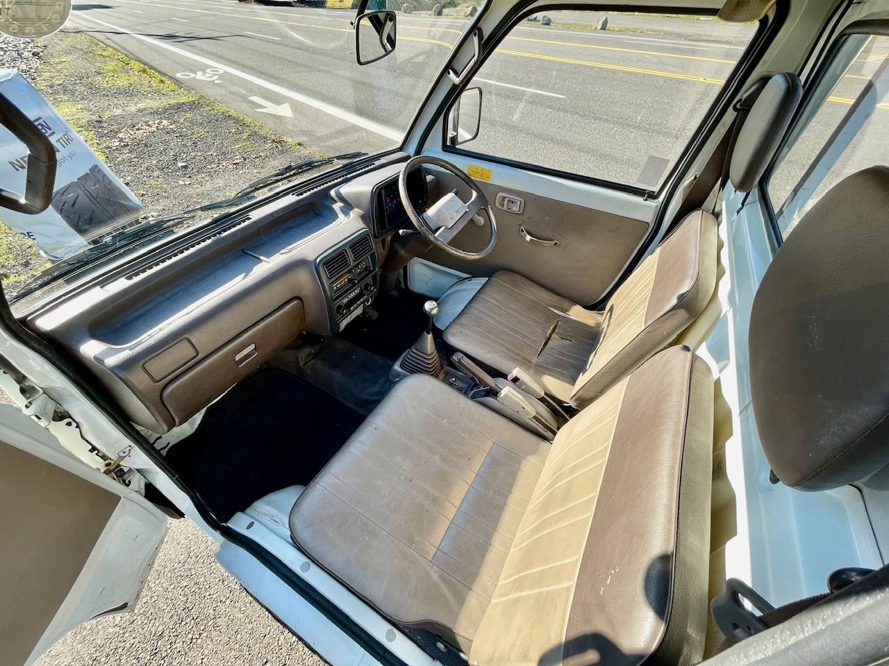 1992 Daihatsu Hi-Jet Scissor Dump 4WD, 2Hi-4Hi-4Lo, 4MT, DiffLock