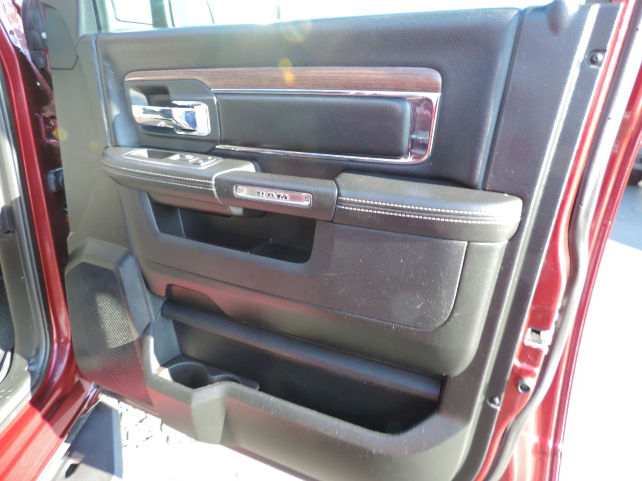 2018 RAM 1500 Crew Cab Laramie 4WD